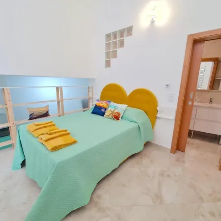 Maison d'hôtes Apartamento T1 - Composto Por Quarto, Casa De Banho E Cozinha Ideal Para 1 Casal De Ferias Nazaré