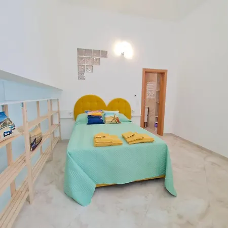 Maison d'hôtes Apartamento T1 - Composto Por Quarto, Casa De Banho E Cozinha Ideal Para 1 Casal De Ferias *