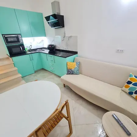 Maison d'hôtes Apartamento T1 - Composto Por Quarto, Casa De Banho E Cozinha Ideal Para 1 Casal De Ferias