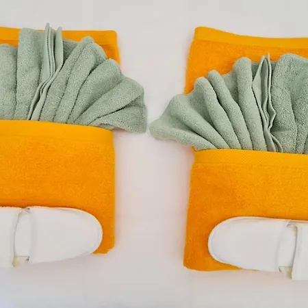 Maison d'hôtes Apartamento T1 - Composto Por Quarto, Casa De Banho E Cozinha Ideal Para 1 Casal De Ferias Nazaré